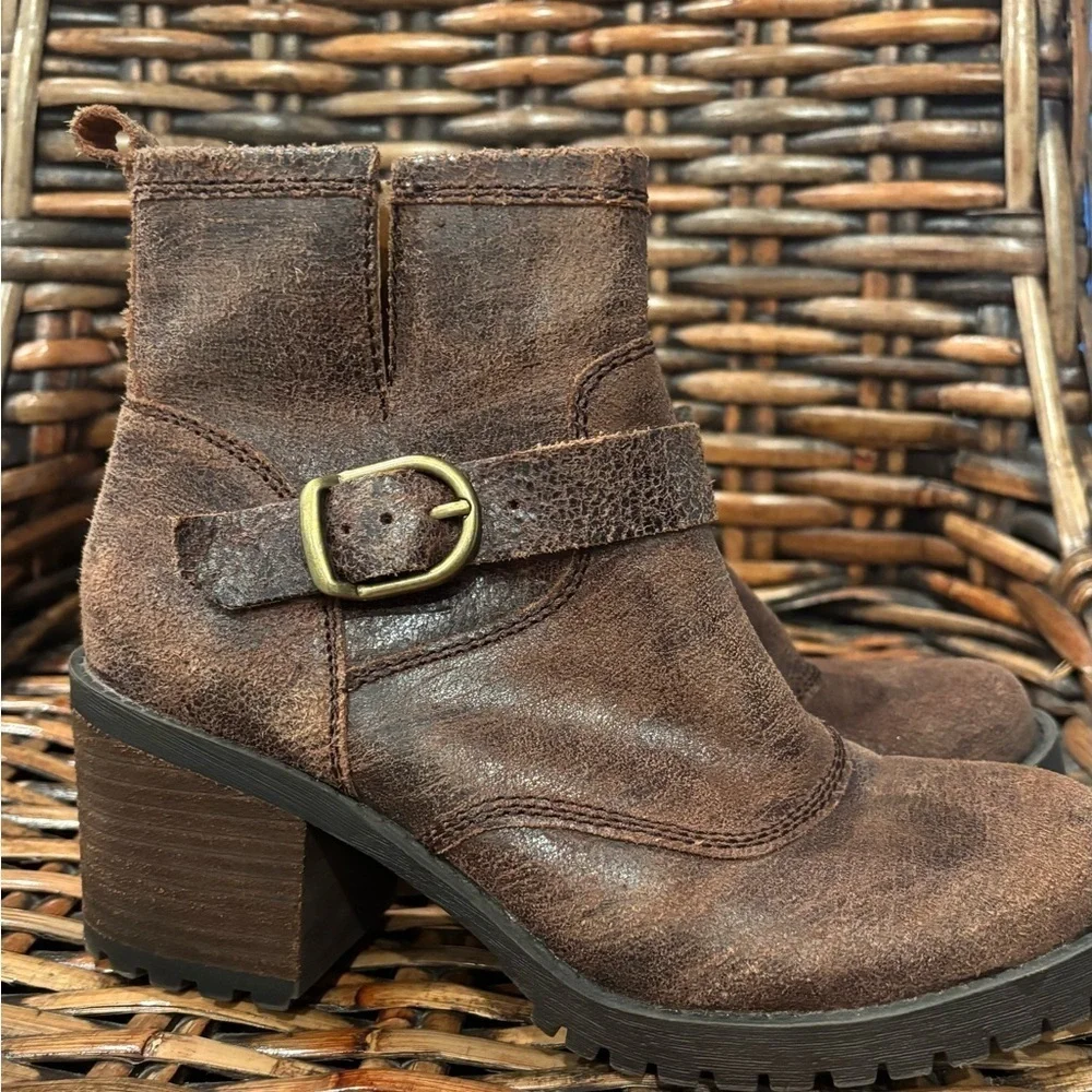 Lucky Brand Dark Brown Ankle Booties with Buckle Block Heel size 7.5